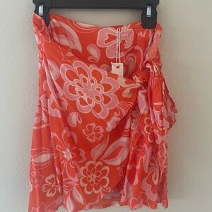 Tie Floral/ Tropical Skirt, Size Small